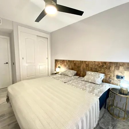 Golden Mile 2-bedroom Apartment Marbella